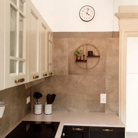 ゲストハウス Bed & Blessing / Casa Borgo *