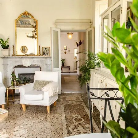 Bed & Blessing / Casa Borgo ロカルノ