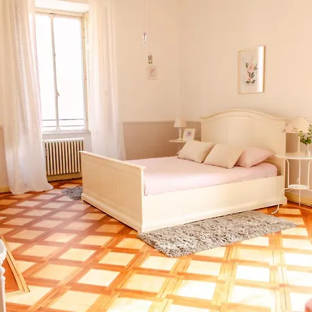 Bed & Blessing / Casa Borgo Locarno